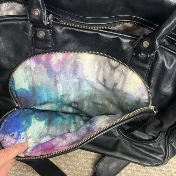 Lululemon black weekender gym tote bag - Picture 2 of 13